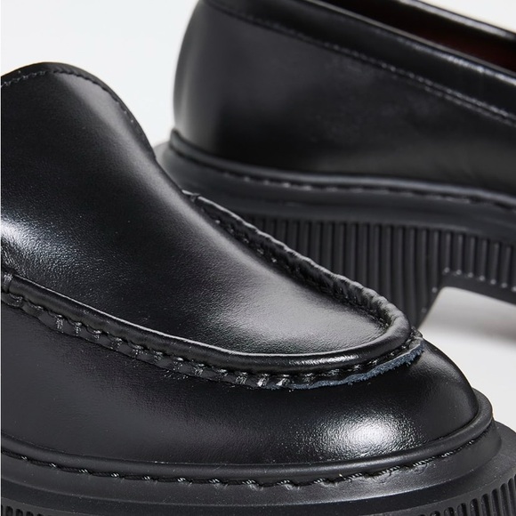 LÄST Black Leather Lug Sole Women’s Loafer size 7-Fall Preppy Trend - Picture 5 of 7